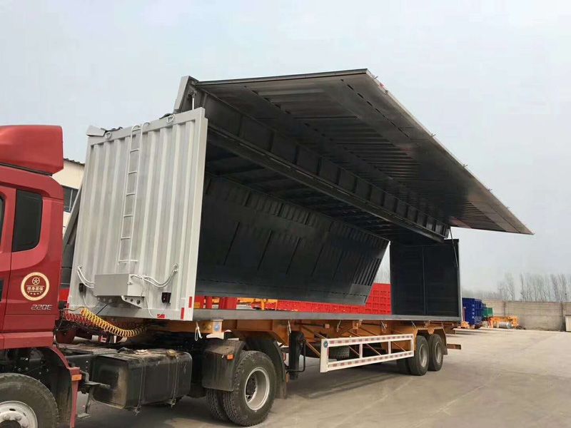 飛翼式運(yùn)輸半掛車(chē)